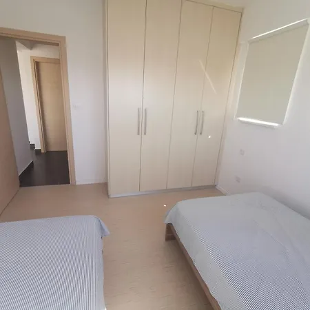 401 Larnaca
